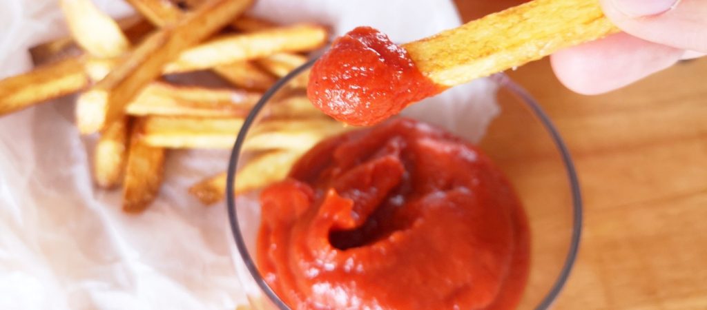 Κέτσαπ: Δεν είναι τόσο αθώα όσο νομίζετε – Τα επτά προβλήματα υγείας από τη συχνή κατανάλωση