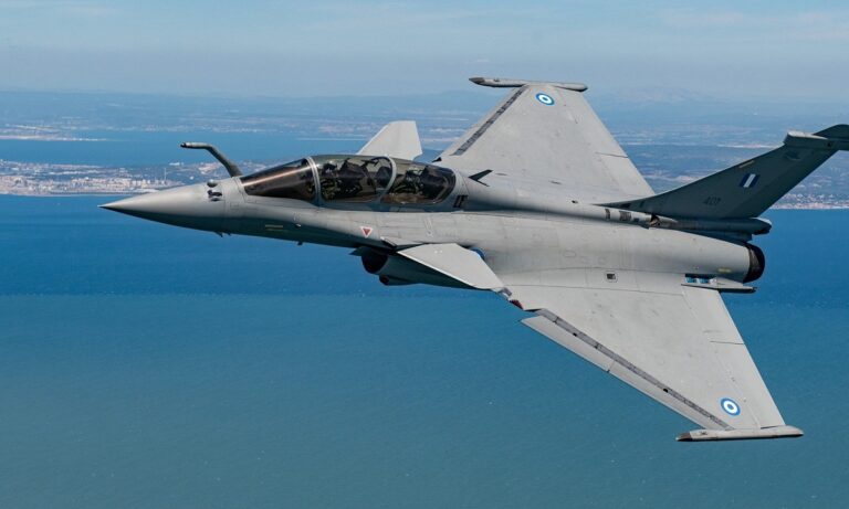 Τουρκικά ΜΜΕ: «Η Ελλάδα αυξάνει τον αριθμό των πολεμικών αεροσκαφών τύπου Rafale σε 24»