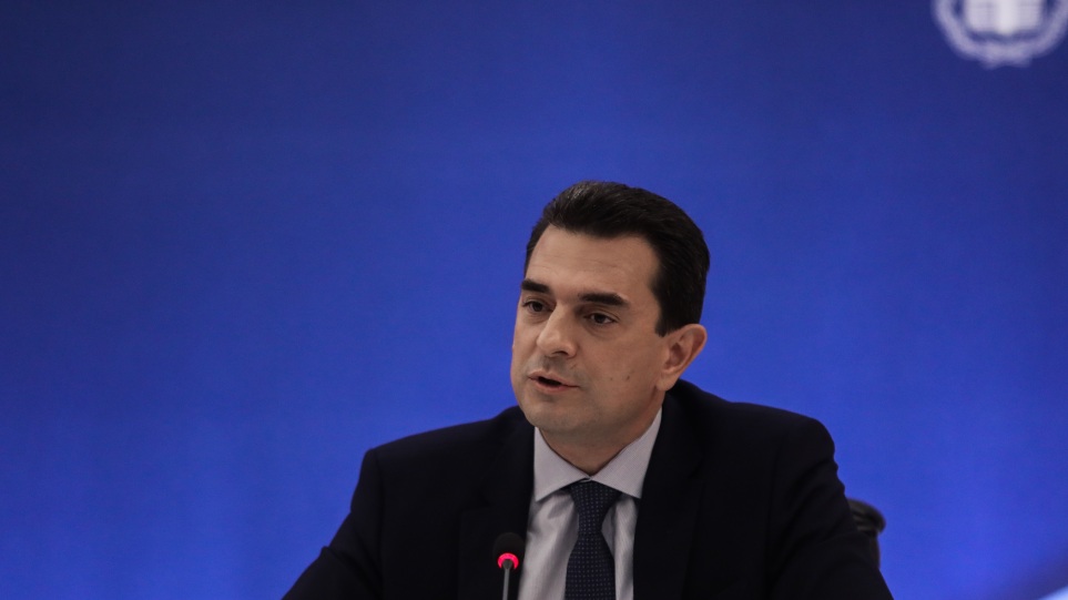 Κ.Σκρέκας: «Να συμβάλουν στην απορρόφηση των αυξήσεων οι ιδιώτες προμηθευτές ηλεκτρικής ενέργειας»