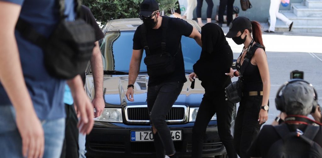 Βιτριόλι: «Θα παρευρεθώ στη συνεχεία της διαδικασίας» λέει η κατηγορούμενη