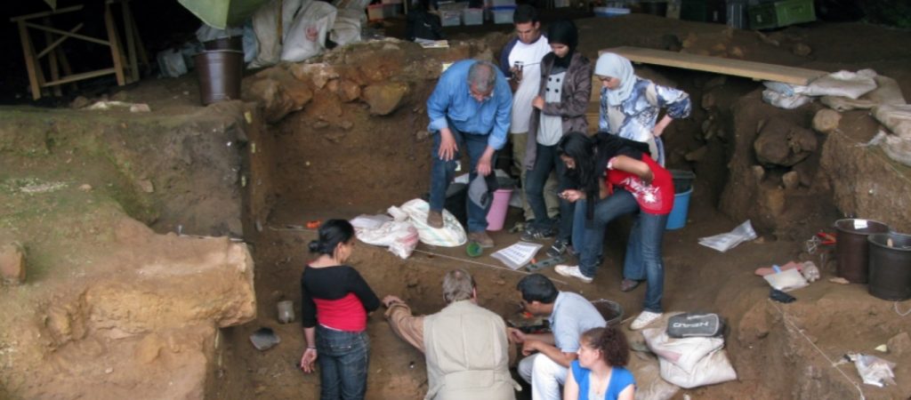 Σπουδαία ανακάλυψη από επιστήμονες στο Μαρόκο – Άνθρωποι έφτιαχναν ρούχα πριν από 120.000 χρόνια