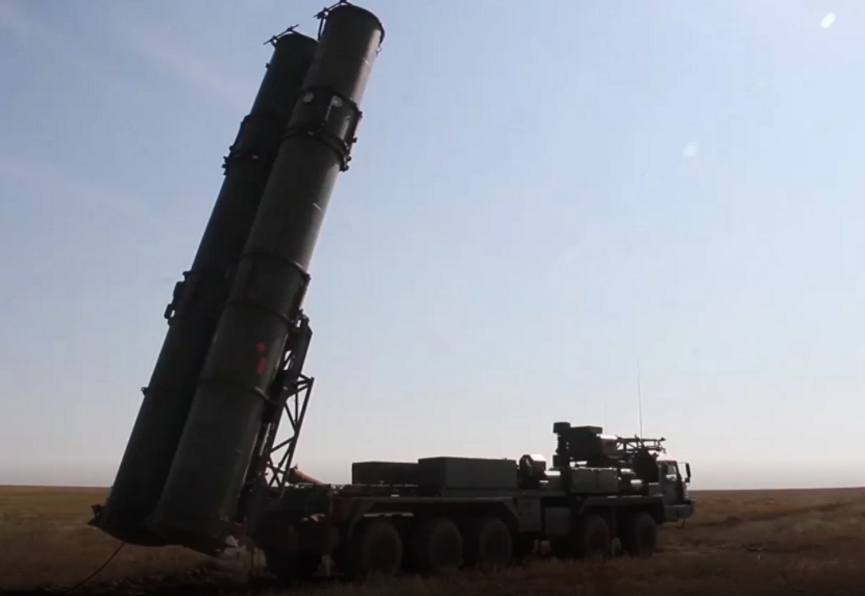 Η Ρωσία ξεκινά τη διάθεση του νέου πυραυλικού συστήματος S-500 (βίντεο)