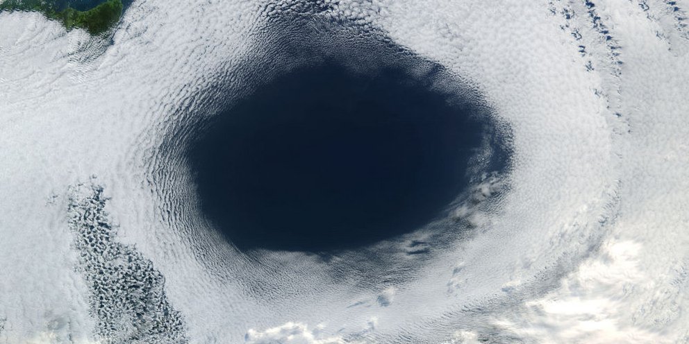 Η τρύπα του όζοντος στον Νότιο Πόλο ανησυχεί τους ειδικούς – Είναι μεγαλύτερη και από την Ανταρκτική