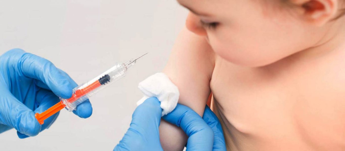 Η Pfizer θα πειραματιστεί σε μωρά έξι μηνών με το εμβόλιο mRNA! – «Περιμένουμε έγκριση για να τα εμβολιάσουμε»!