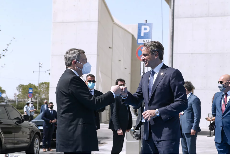 Συνάντηση Κ.Μητσοτάκη-Μ.Ντράγκι στο «Σταύρος Νιάρχος» ενόψει της Συνόδου των EUMED 9 (φωτο)