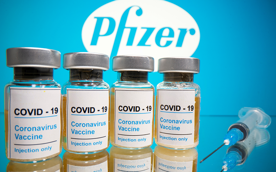 Οι ΗΠΑ θα αγοράσουν εκατ. δόσεις του εμβολίου της Pfizer για να τις δωρίσουν!