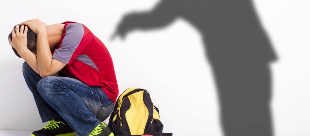 Νέο trend στην Γαλλία ωθεί νέους να κάνουν bullying – Παρέμβαση του υπουργού Παιδείας