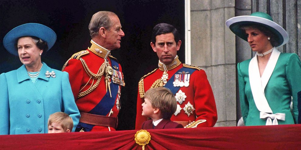 Πρίγκιπας Φίλιππος: Η τηλεφωνική συνομιλία του με τον γιο του, Κάρολο, μια μέρα πριν φύγει από τη ζωή