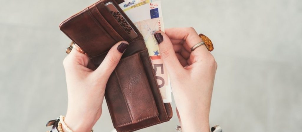 Πύργος: Ληστές έκαναν αγορές με κλεμμένη κάρτα