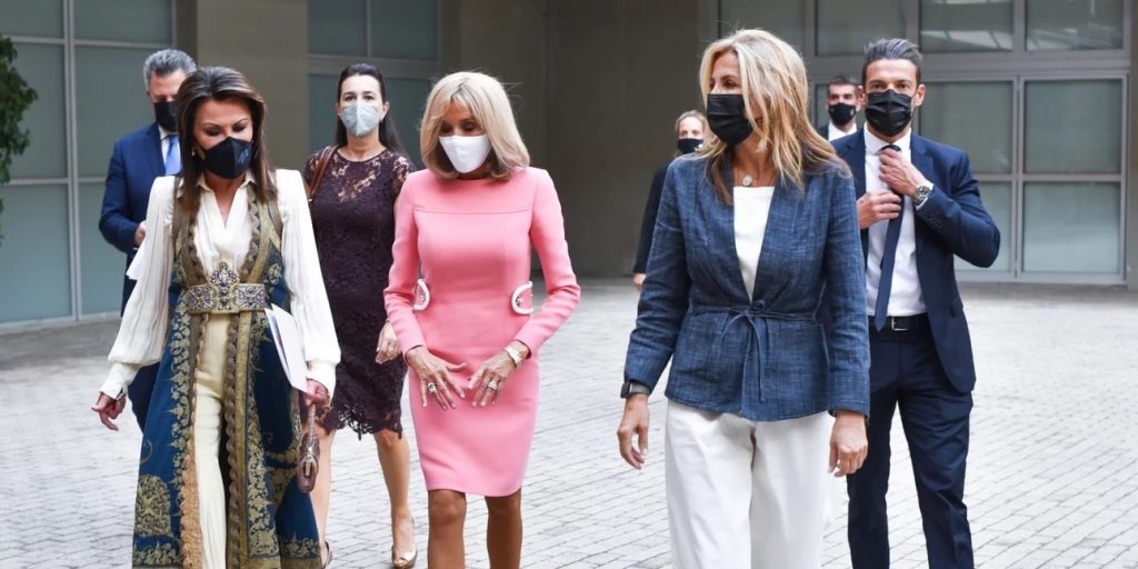 Ποια παρέα είναι αυτή;