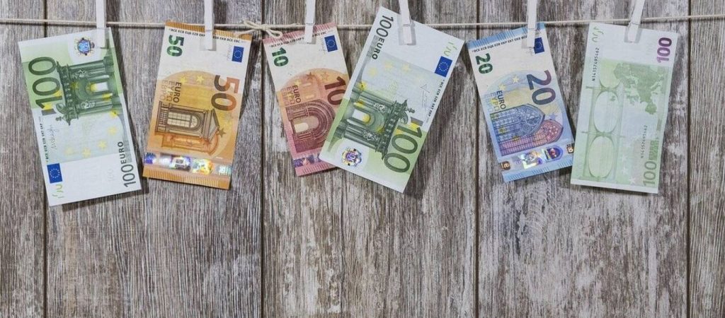 Τα 9+1 λάθη που σας εμποδίζουν να… γίνετε πλούσιοι