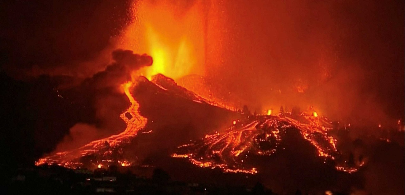 Έκρηξη του ηφαιστείου στη Λα Πάλμα – Εντολή για εκκένωση δέκα κοινοτήτων