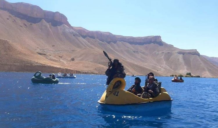 To είδαμε κι αυτό: «Ειδικές αμφίβιες» δυνάμεις των Ταλιμπάν έκαναν άσκηση σε λίμνη