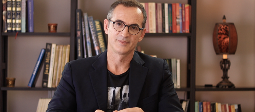 Κ.Κρομμύδας για Ε.Κωνσταντινίδου: «Έχω αδυναμία να βιάσω έναν άνθρωπο; – Θα τρελαθούμε!»