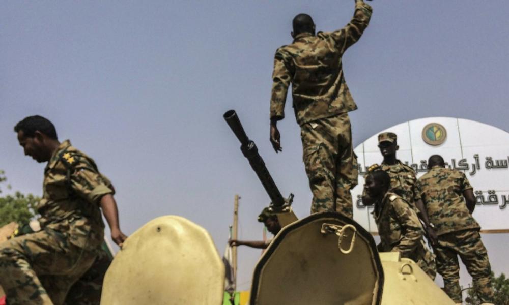 Σουδάν: Οι αρχές «απέκρουσαν» απόπειρα πραξικοπήματος – Ξεκινούν ανακρίσεις