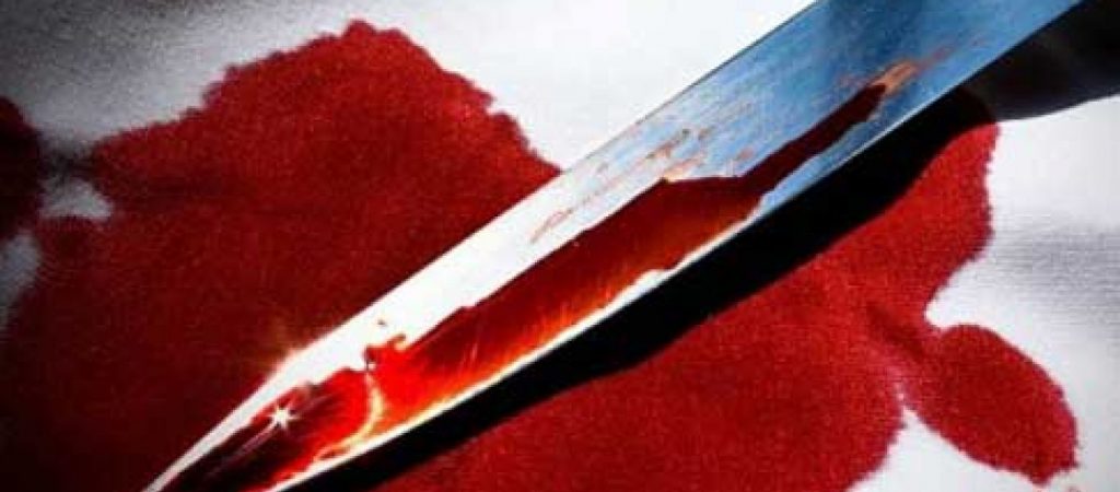 Κρήτη: 27χρονος έκοψε το λαιμό του με μαχαίρι – Δίνει «μάχη» για να κρατηθεί στη ζωή