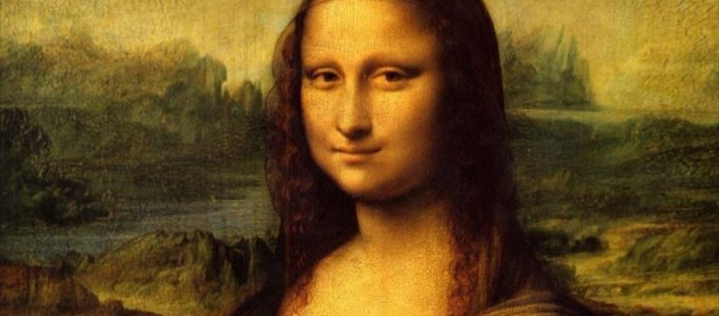 Το αποκαλυπτικό άγαλμα της Μόνα Λίζα που δείχνει τα… γυμνά οπίσθιά της! (φώτο)