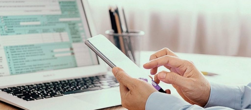 Καταργείται ο φόρος γονικής παροχής – Πότε θα τεθεί σε εφαρμογή η ρύθμιση