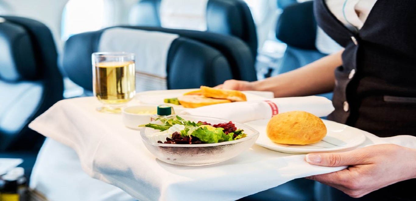 Τα 9+1 πράγματα που δεν ήξερες για το φαγητό του αεροπλάνου