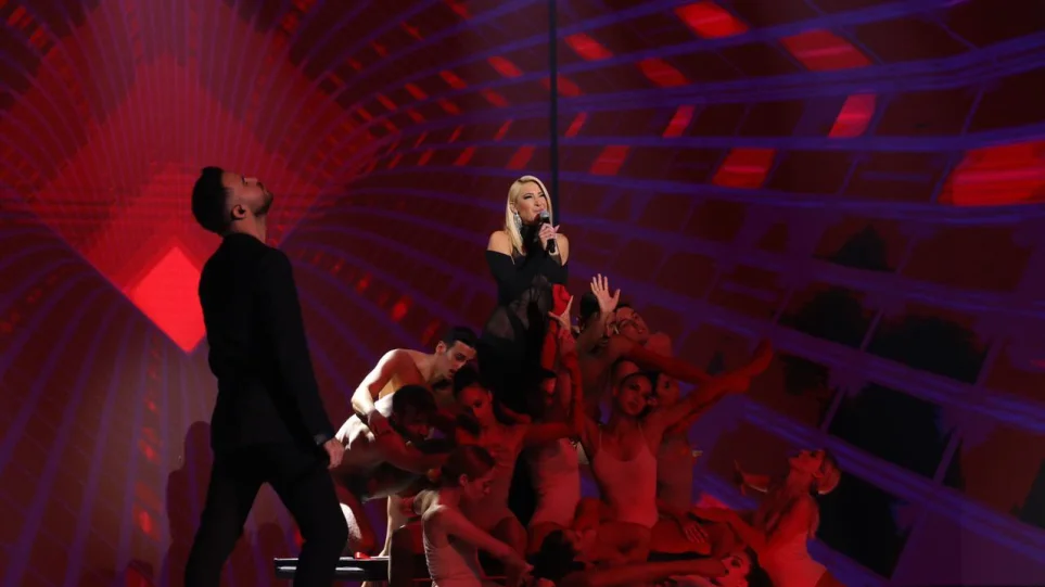 «J2US»: «Θάμπωσαν» τους κριτές η Ιωάννα Τούνη και ο Νικηφόρος