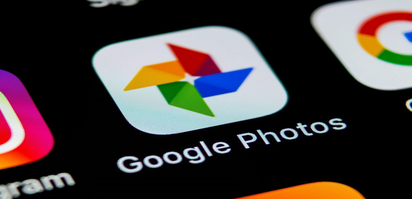 Google Photos: Το κόλπο για να κρύψετε τις… γυμνές φωτογραφίες από το Android σας (βίντεο)