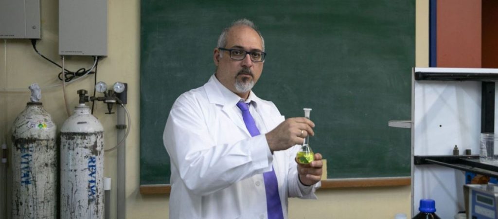Ν.Θωμαΐδης: «Μέχρι τα μέσα Οκτωβρίου θα φτάσουμε στην κορύφωση του τέταρτου κύματος»