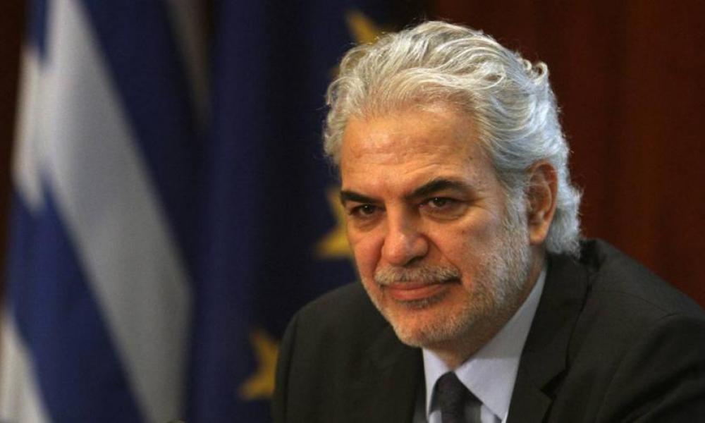 Οι περιφέρειες κλείνουν αλλά ο Χ.Στυλιανίδης «άφαντος» – Με γραπτές ανακοινώσεις ο Υπουργός Πολιτικής Προστασίας