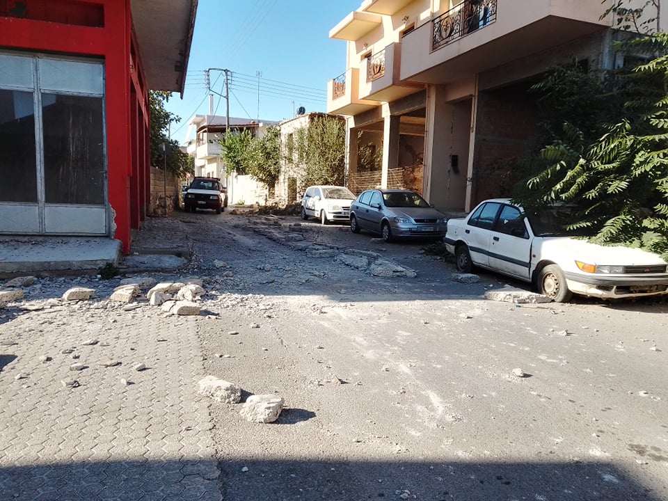 Ένας νεκρός από τον μεγάλο σεισμό 5,8 Ρίχτερ στην Κρήτη: Καταπλακώθηκε από τρούλο – 11 τραυματίες (φώτο) (upd)