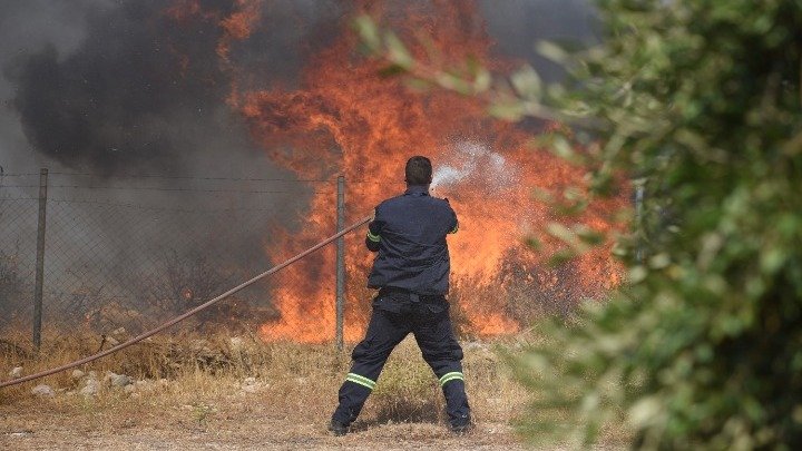 Σε εξέλιξη για δεύτερη μέρα η φωτιά στο Κιλκίς – Επιχειρούν ισχυρές πυροσβεστικές δυνάμεις