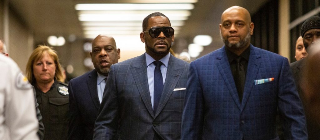 Κρίθηκε ένοχος για trafficking και σεξουαλική κακοποίηση γυναικών και παιδιών ο R.Kelly