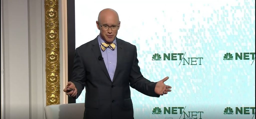 David E.Martin: «Οι εταιρείες ήξεραν για τον κορωνοϊό είκοσι χρόνια πριν την εμφάνιση του»