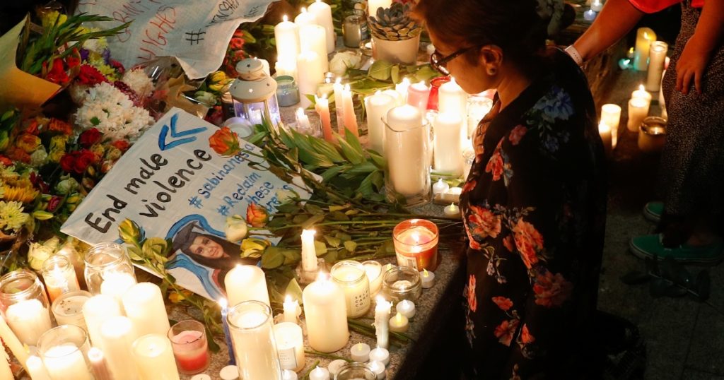 Βρετανία: 36χρονος σκότωσε 28χρονη δασκάλα και έκρυψε το πτώμα της κάτω από φύλλα – Σήμερα η δίκη