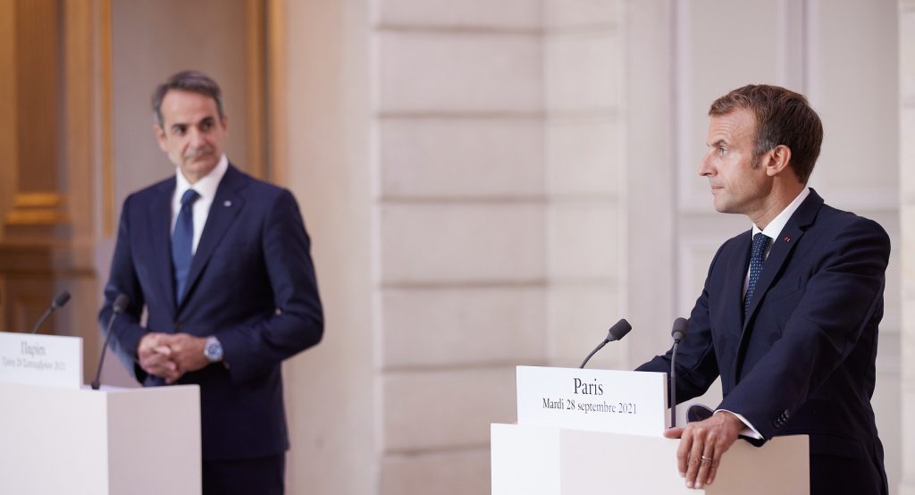 Επικό «άδειασμα» Ε.Μακρόν σε Κ.Μητσοτάκη: «Συνεργαζόμαστε από το 2015 με την Ελλάδα»