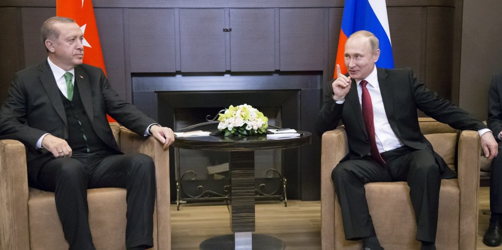 Κρεμλίνο: Διαψεύδει τα περί υπογραφής «αμυντικού συμφώνου» μεταξύ Ρωσίας-Τουρκίας
