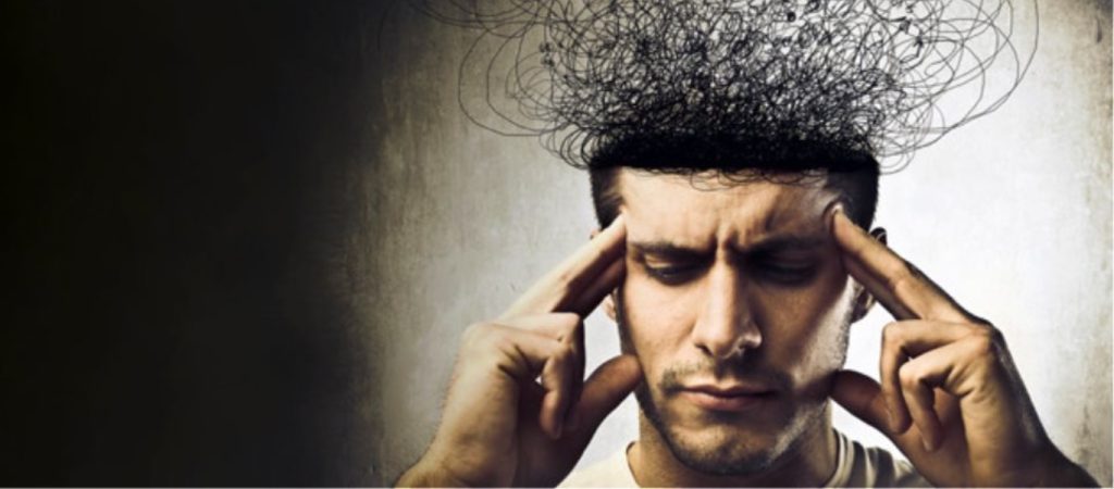 Οι λόγοι που οδηγούν τους πολύ έξυπνους ανθρώπους σε απλά και παιδαριώδη λάθη