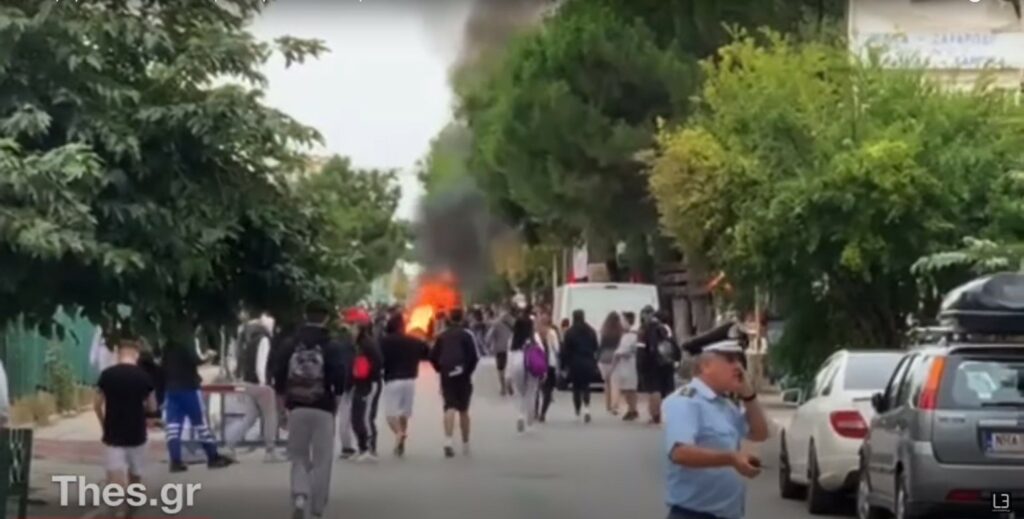 Δεκάδες προσαγωγές για τα νέα επεισόδια έξω από το ΕΠΑΛ Ευόσμου (βίντεο) (upd)