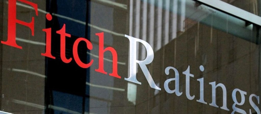 Ψυχρολουσία  από Fitch: Στο 4% η ανάπτυξη το 2022 και στο 3,5% το 2023!