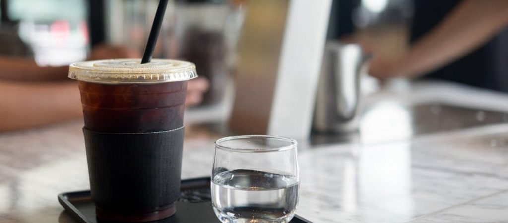 Με αυτό το κόλπο δε θα «νερώσει» ποτέ ξανά ο παγωμένος καφές σου