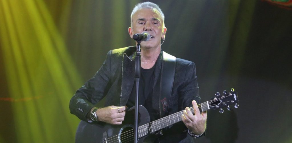 Σύζυγος Σ.Ρόκκου κατά Κ.Μητσοτάκη: «Η Θεσσαλονίκη σε lockdown και αυτός αναμένει την προβολή του James Bond»