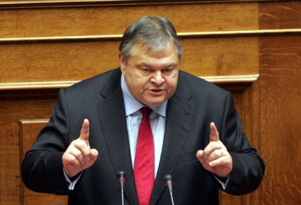 Ε.Βενιζέλος: «Πεθαίνουν κάθε εβδομάδα 300 άτομα – Απόλυτη αδιαφορία όλων»