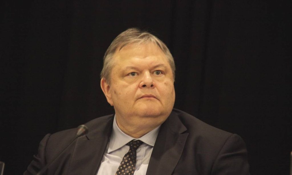 Περίεργες κινήσεις του Βαγγέλη  Βενιζέλου – Ετοιμάζει κόμμα;