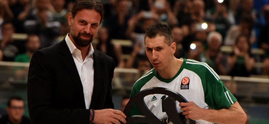 Ο Φ.Αλβέρτης επιβεβαίωσε: «Ο Παναθηναϊκός είναι προς πώληση – “Μάχη” να κρατηθεί ζωντανός»