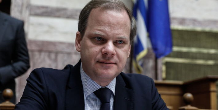 Κ.Καραμανλής: «Στο τραπέζι το ενδεχόμενο για ονομαστική ψηφοφορία στην ελληνογαλλική συμφωνία»