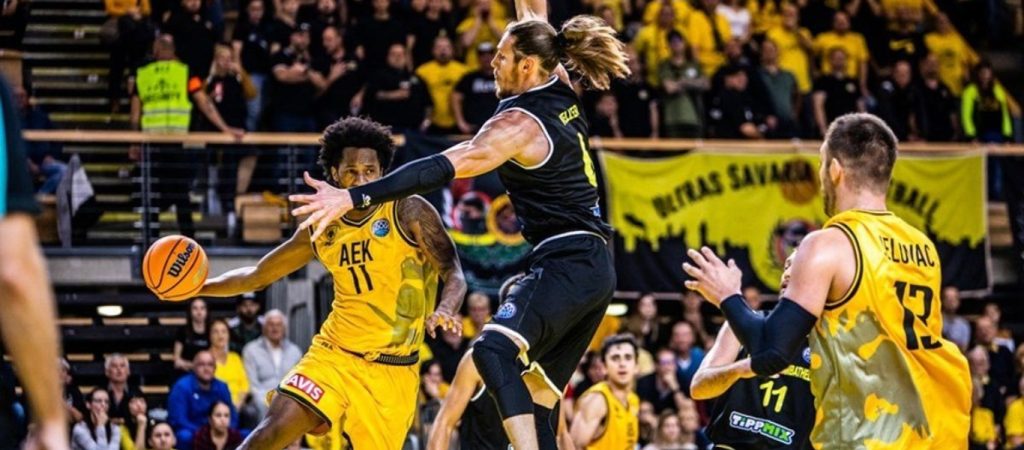 Φάλκο – ΑΕΚ 83-78: Ένας… Παππάς δεν ήταν αρκετός για να σώσει την κακή ΑΕΚ