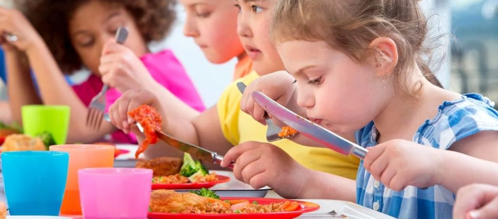 Τα 6 συχνότερα λάθη των γονιών στη διατροφή των παιδιών τους