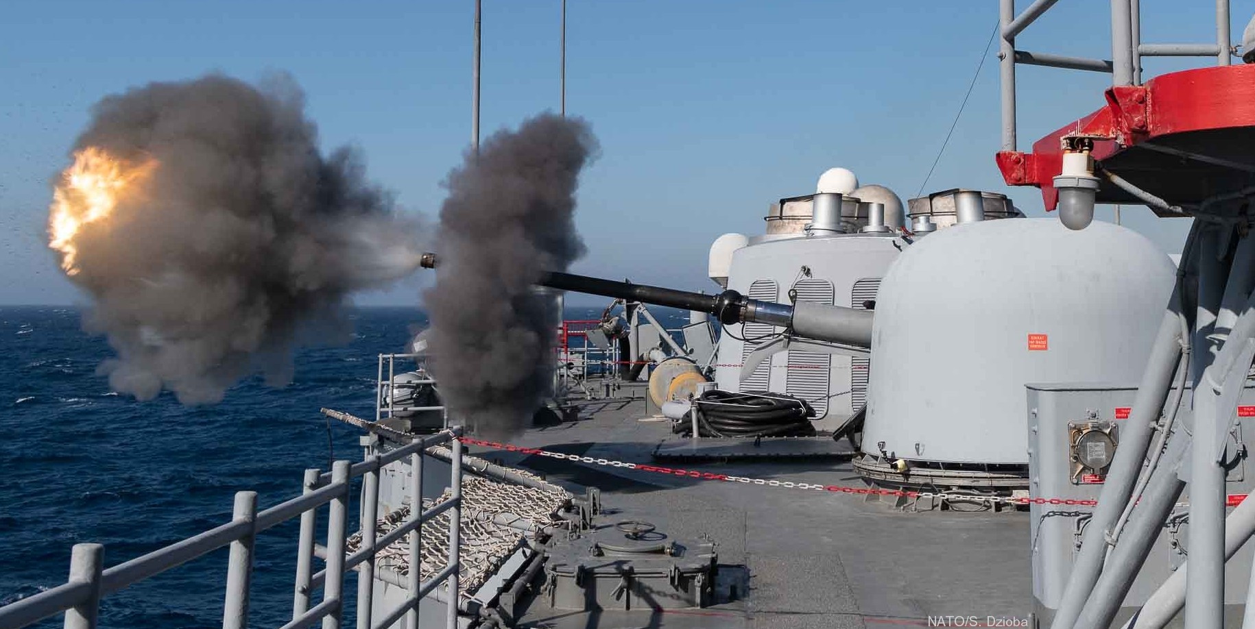 Τρία τουρκικά πολεμικά μπλόκαραν το ερευνητικό Nautical Geo στην Κύπρο – Σπεύδουν ελληνικά πολεμικά (upd)