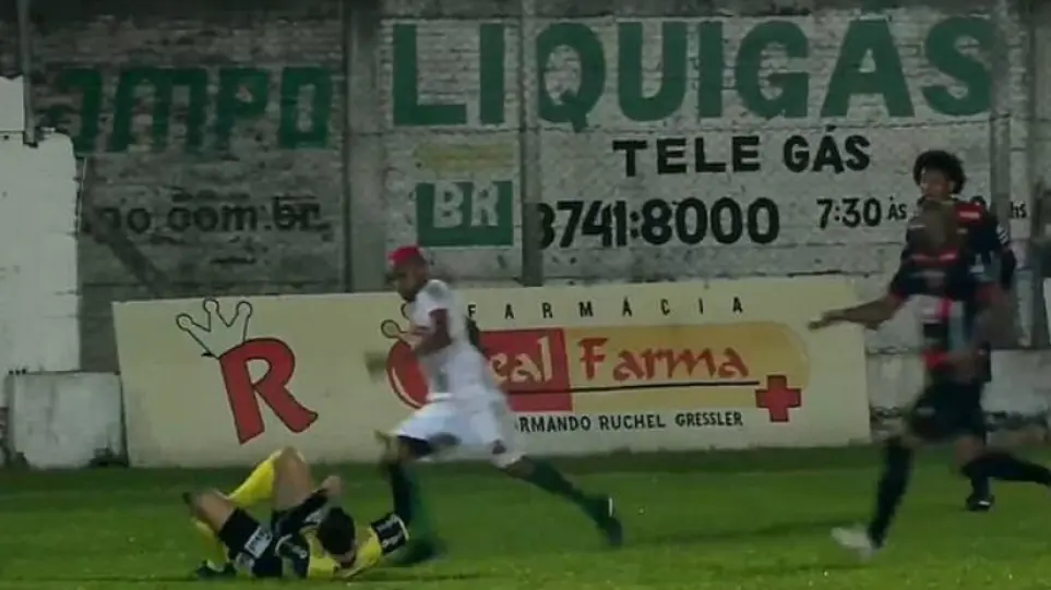 Ο Βραζιλιάνος ποδοσφαιριστής που κλώτσησε διαιτητή στο κεφάλι κατηγορείται για απόπειρα δολοφονίας (βίντεο)