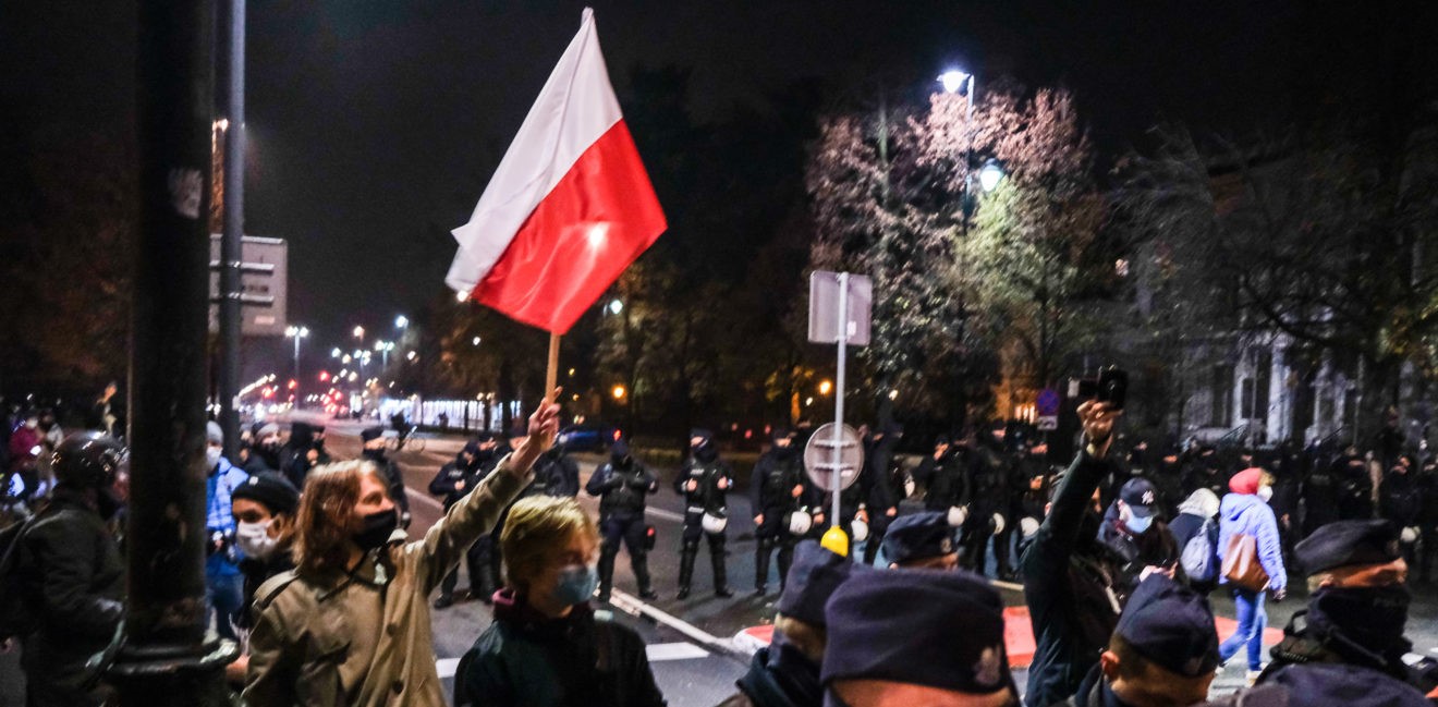 Η Πολωνία θέλει να μείνει ανεξάρτητη χώρα: Απόφαση-σταθμός από το Ανώτατο Δικαστήριο κατά Βρυξελλών