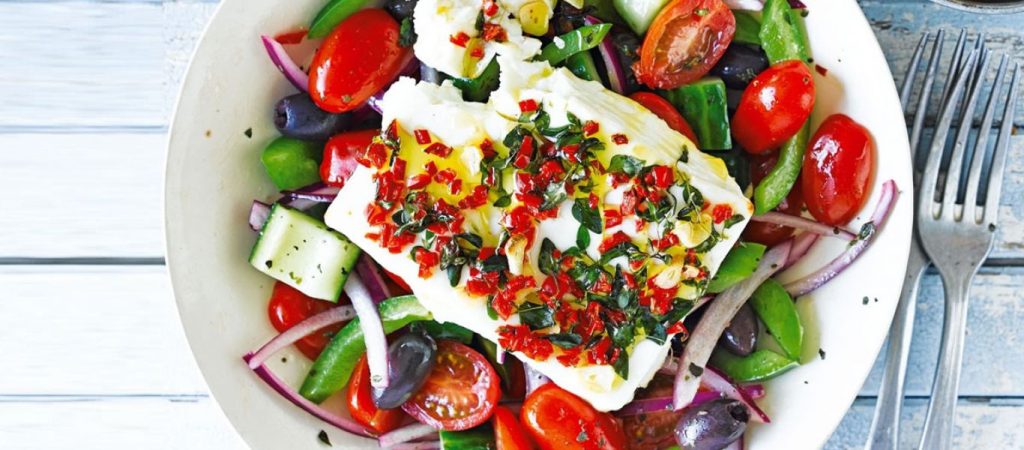 Σε ποιο μέρος της Ελλάδας έφτιαξαν για πρώτη φορά χωριάτικη σαλάτα;