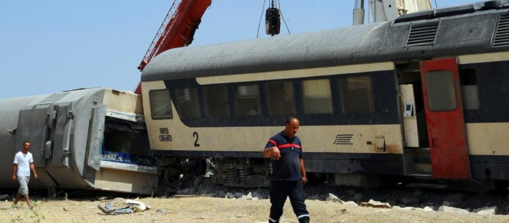 Τυνησία: Σφοδρή σύγκρουση τρένων με 30 σοβαρά τραυματίες